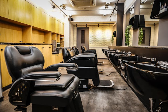 Barber TOKUTOKO 店内